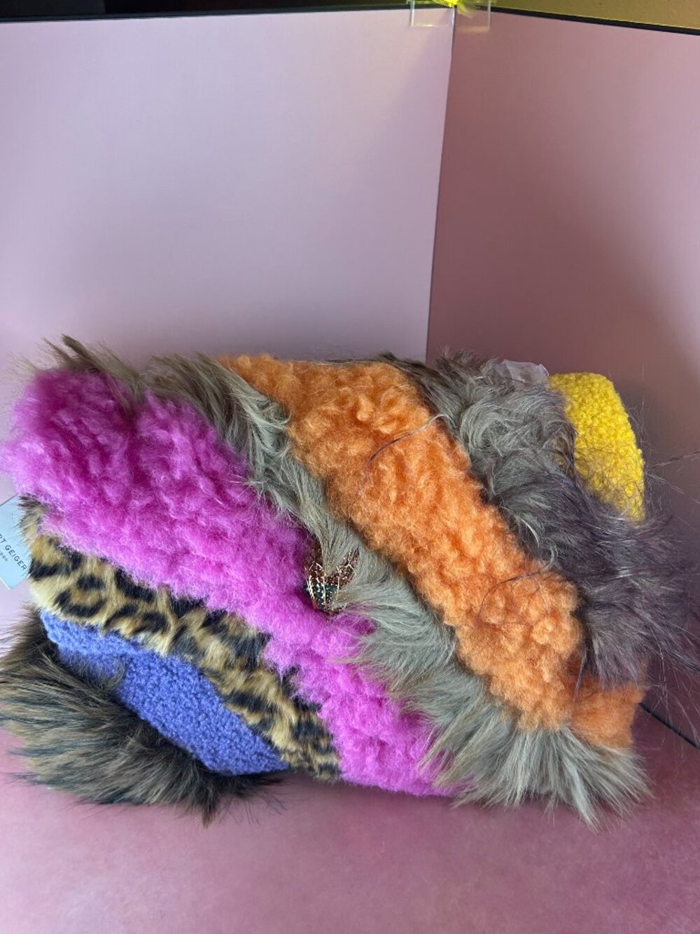 KURT GEIGER LARGE FAUX FUR SHOULDER BAG - Picture 2 of 15